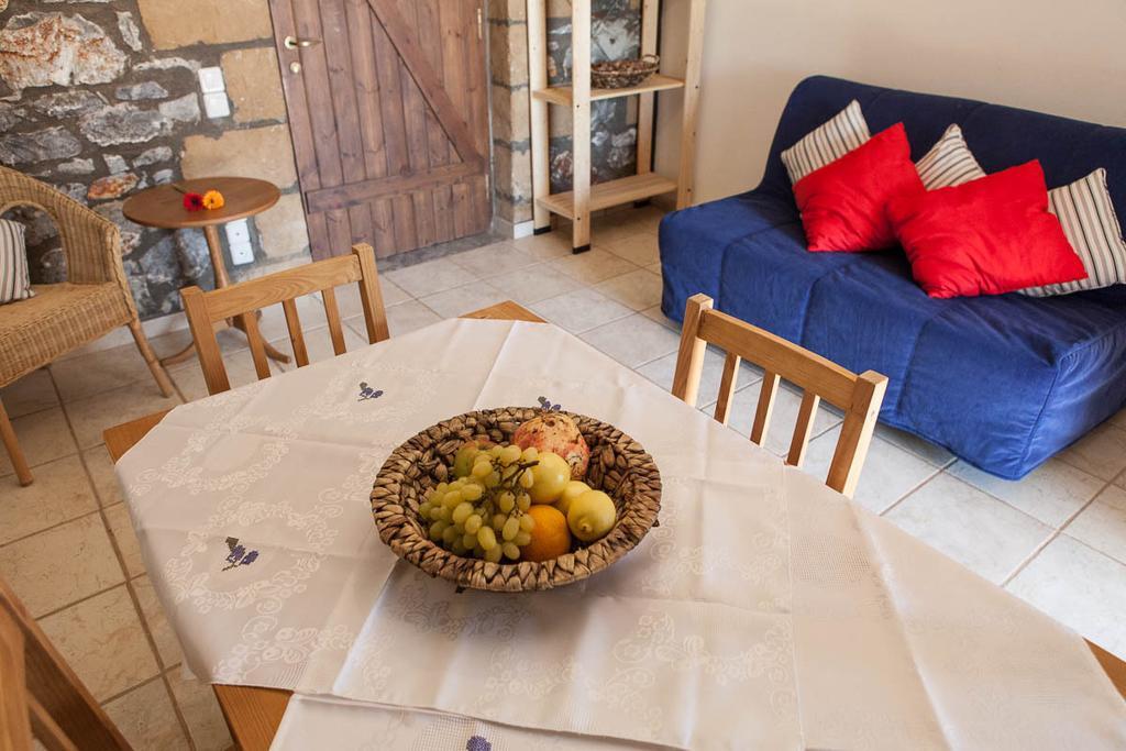 Io Villa Stoúpa Eksteriør billede
