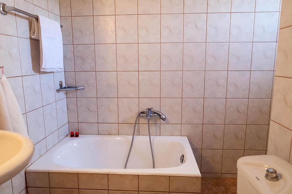 Io Villa Stoúpa Eksteriør billede